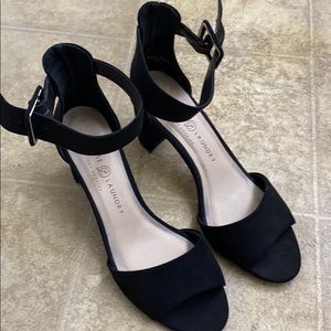 Black Chinese laundry strapped block heels